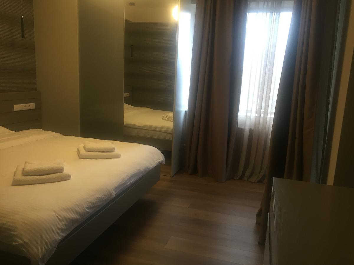Hygge Hotel Tatariv Buitenkant foto